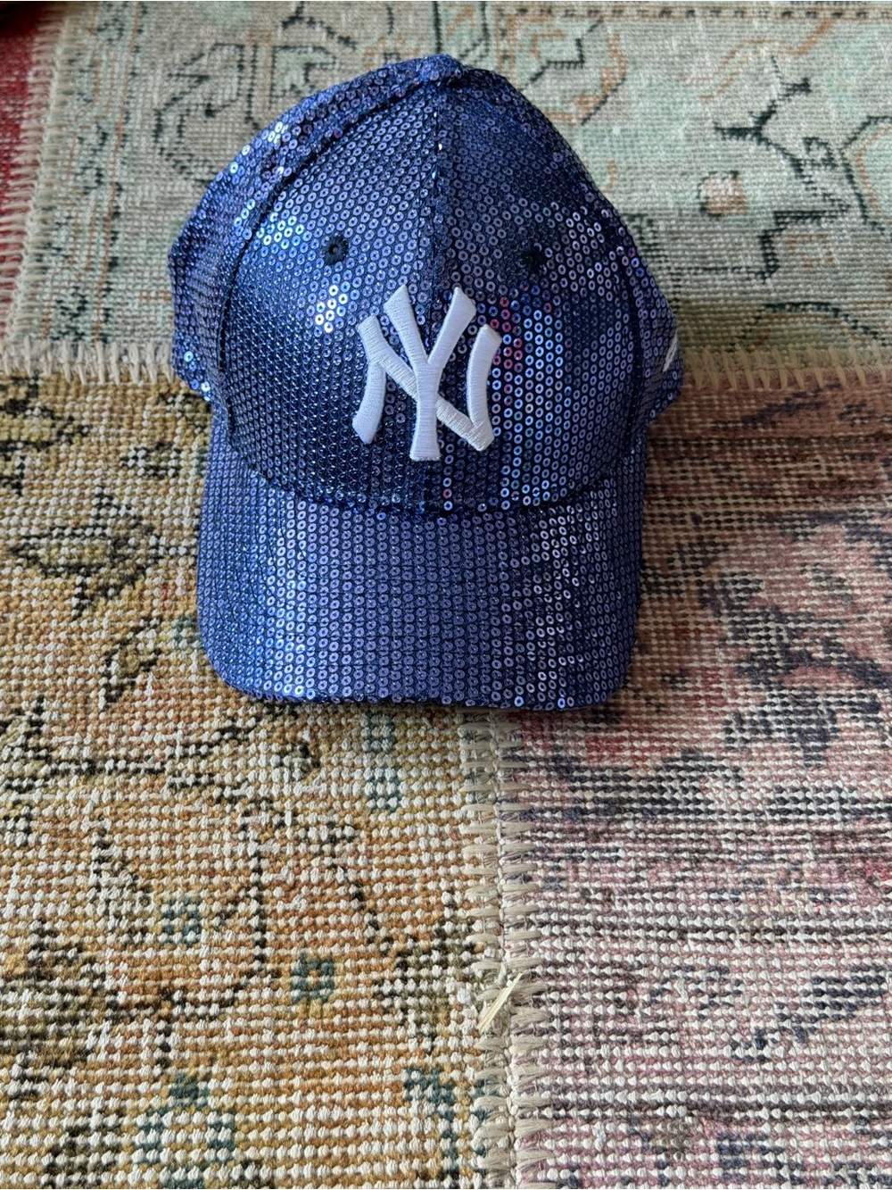 New York Yankees youth Sequin Baseball Cap - Navy fits women with small heads